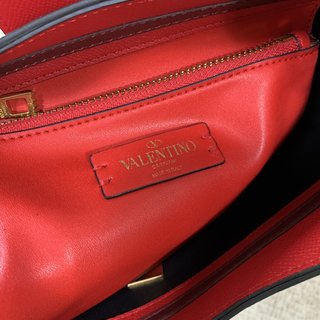 Replica Valentino Garavani LOGOValentino Handbags