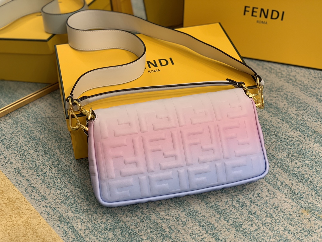 Replica Fendi Baguette Handbags