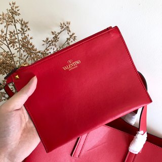 Replica Valentino Garavani N/S Vring Handbags