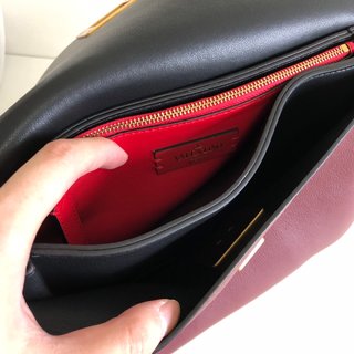 Replica Valentino Garavani Vring Handbags