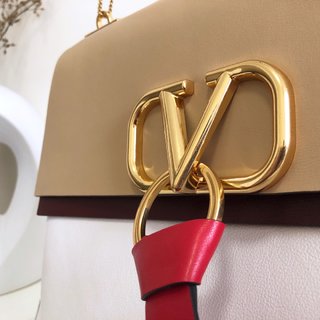 Replica Valentino Garavani Vring Handbags