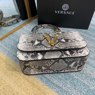 Replica Valentino Garavani Virtus Handbags