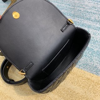 Replica Valentino Garavani Virtus Handbags