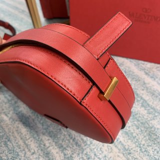 Replica Valentino Garavani Rockstud Handbags