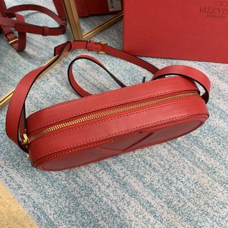 Replica Valentino Garavani Rockstud Handbags