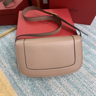 Replica Valentino Garavani MAXI Handbags