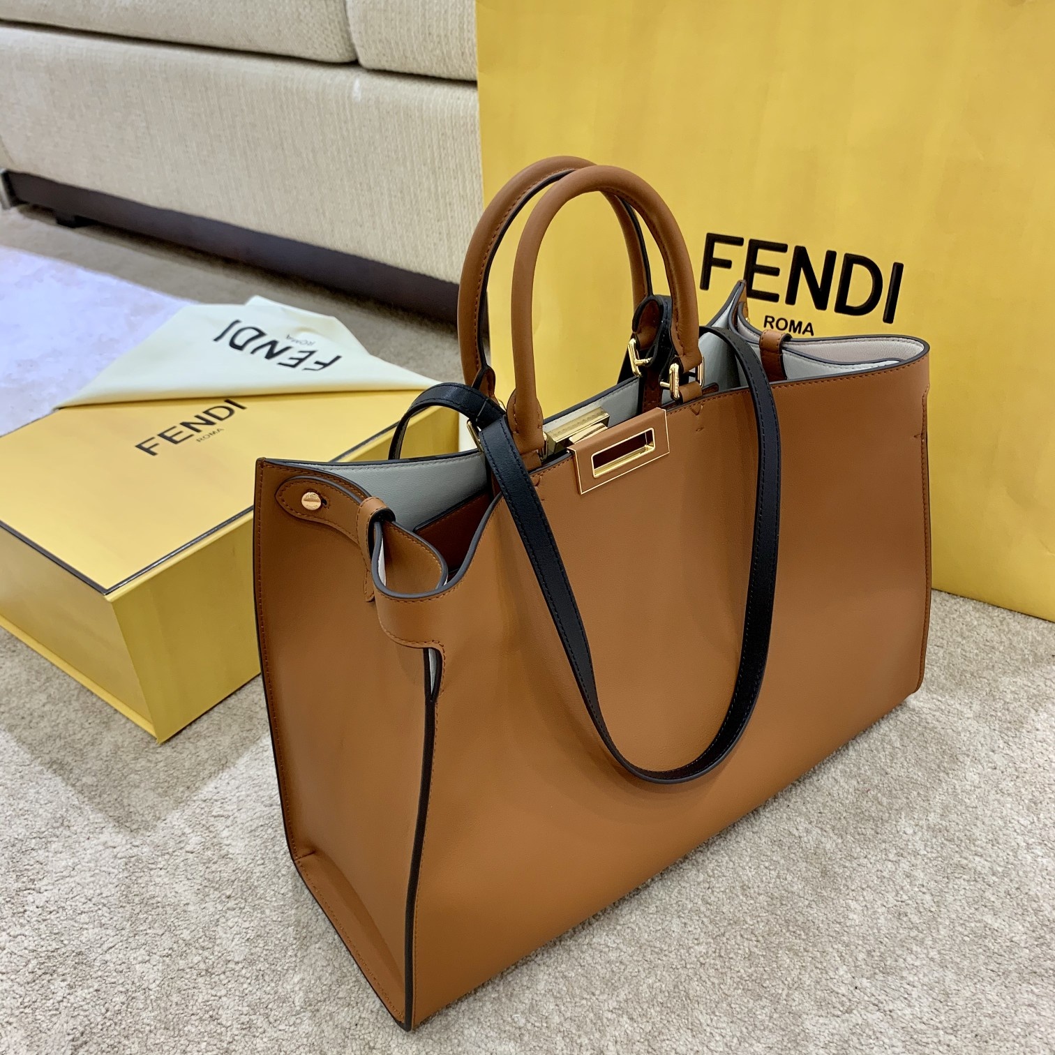 Replica Fendi Peekaboo X-Lite Handbags