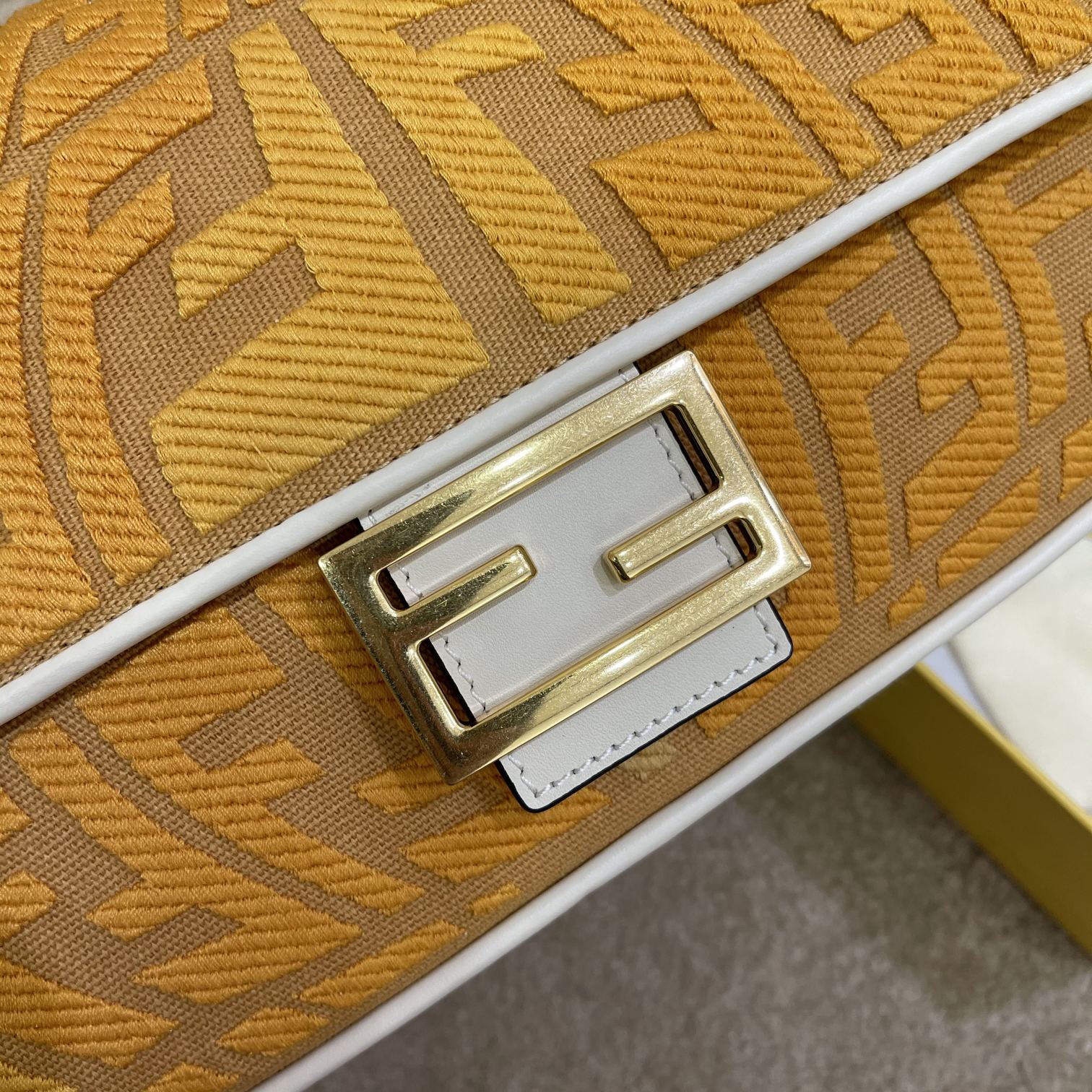 Replica Fendi Vertigo Handbags