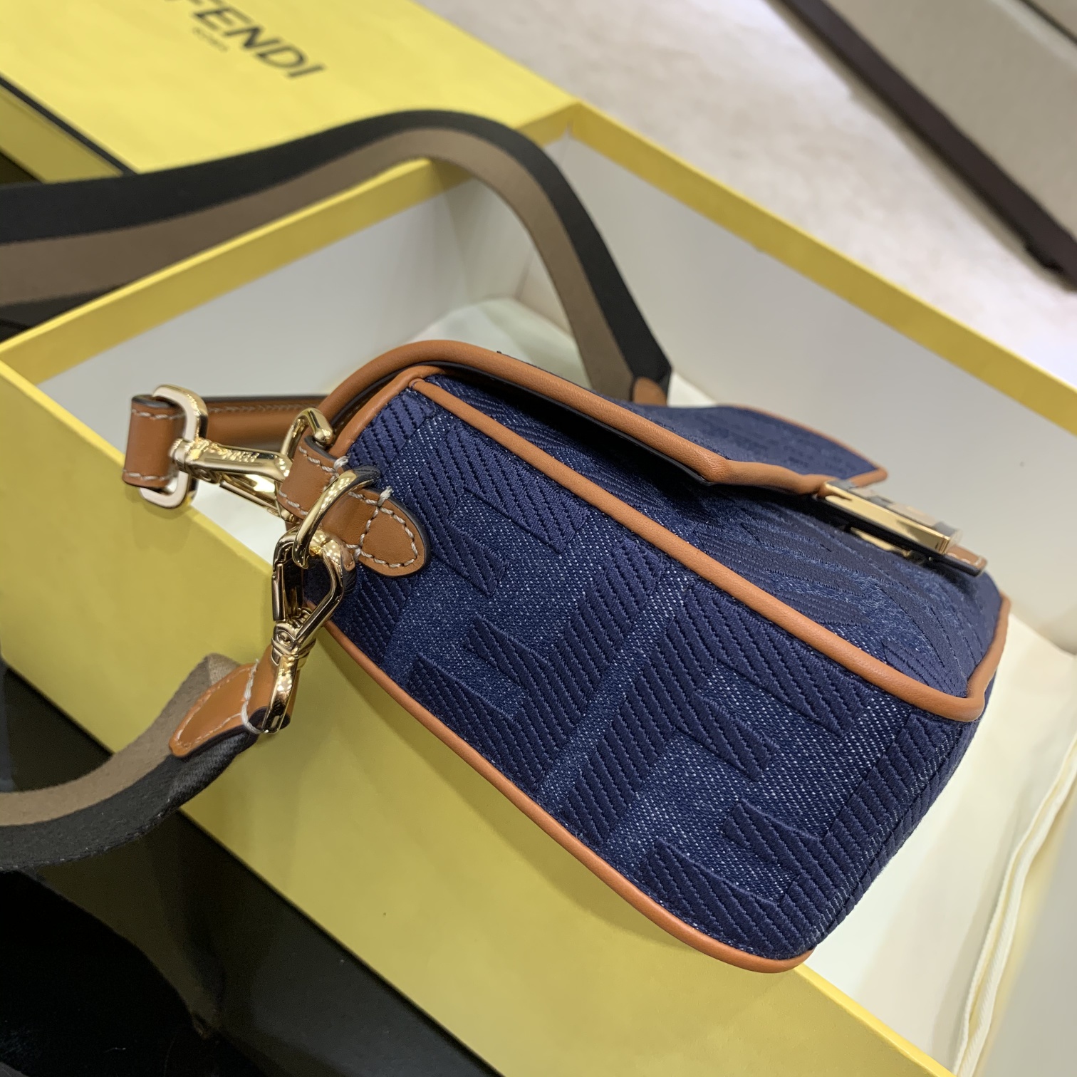 Replica Fendi Vertigo Handbags