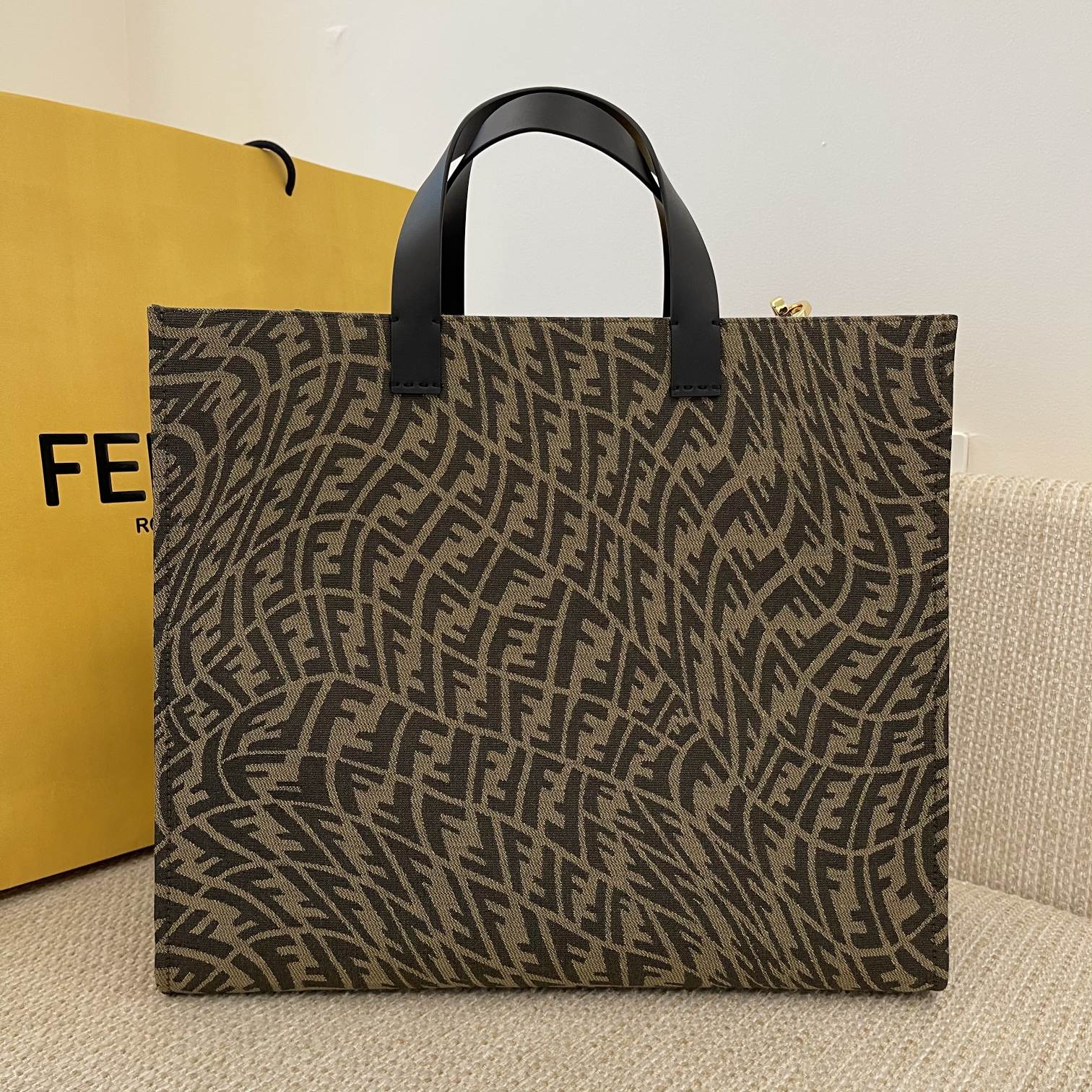 Replica Fendi Vertigo Handbags