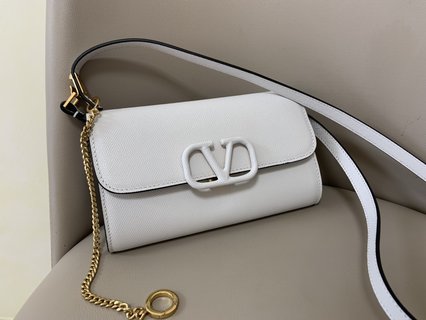 Replica Valentino Garavani VSLING Handbags