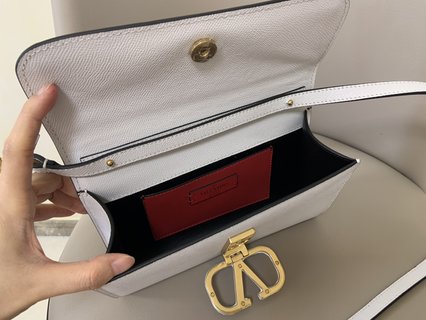 Replica Valentino Garavani VSLING Handbags