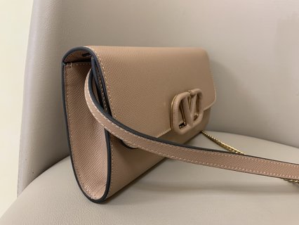 Replica Valentino Garavani VSLING Handbags