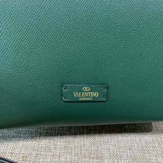 Replica Valentino Garavani VSLING Handbags