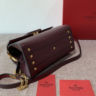 Replica Valentino Garavani VSLING Handbags