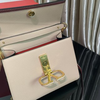 Replica Valentino Garavani VSLING Handbags