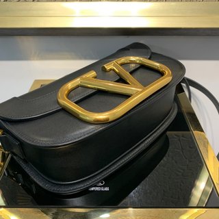 Replica Valentino Garavani Supervee Handbags