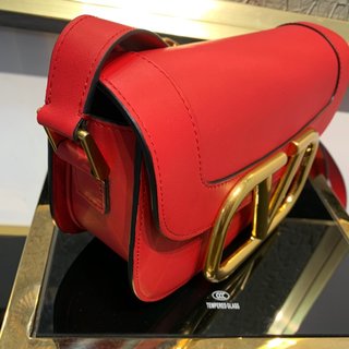 Replica Valentino Garavani Supervee Handbags