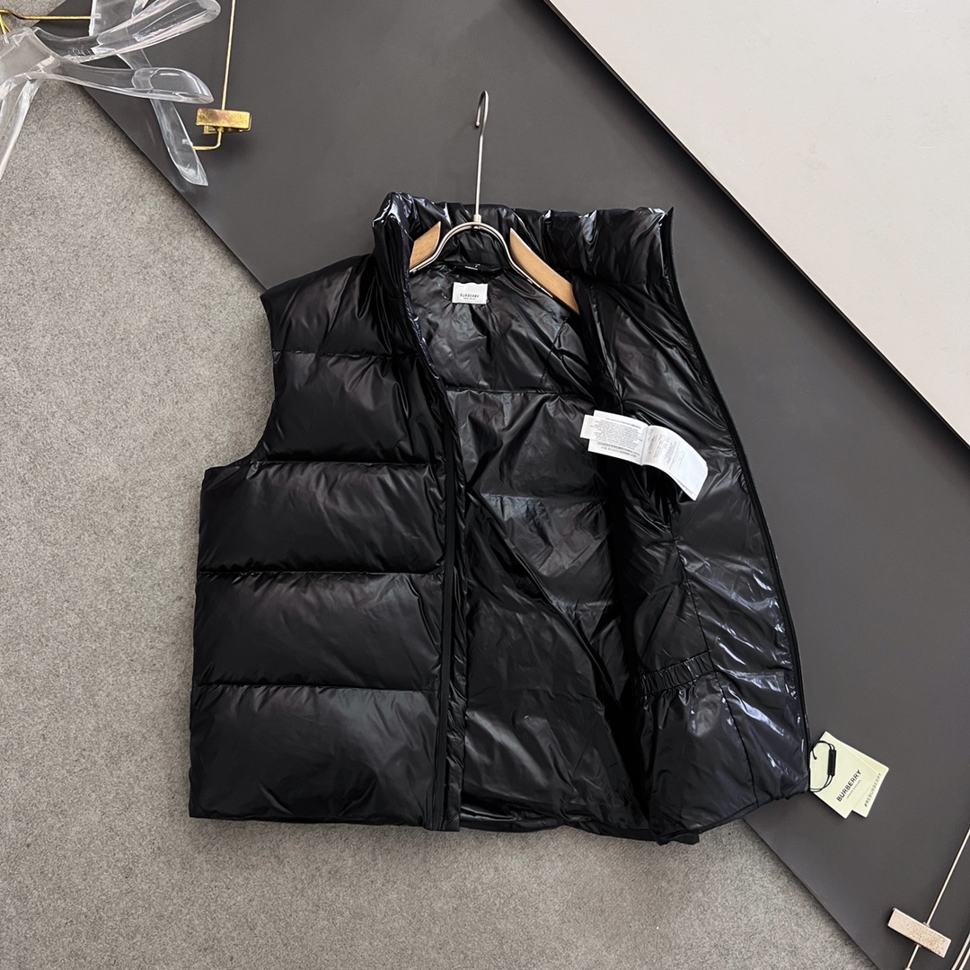 Replica Burberry - high-neck padded gilet - men - Nylon