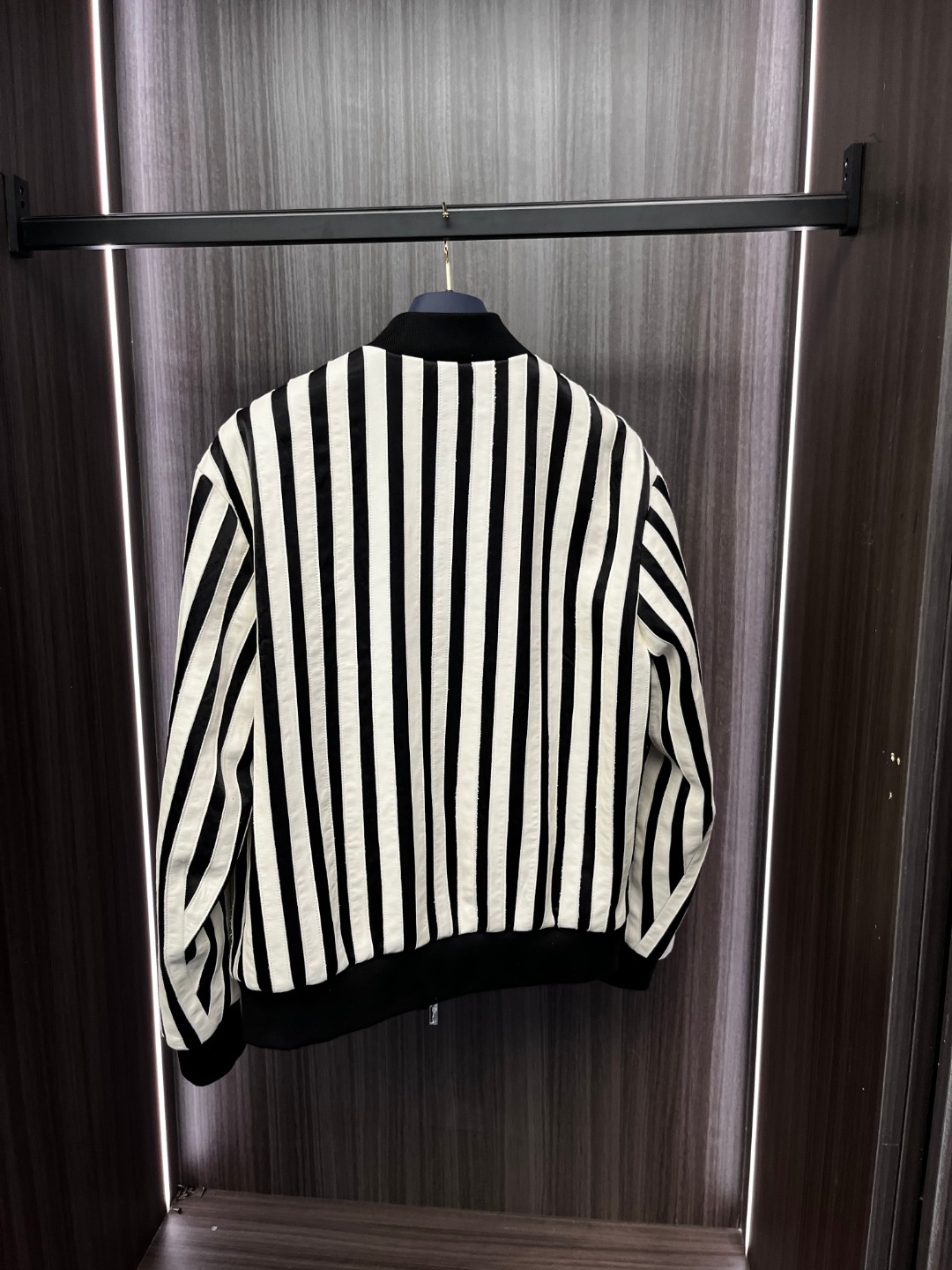 Replica Burberry 2023ss new arrivals jackets black and white