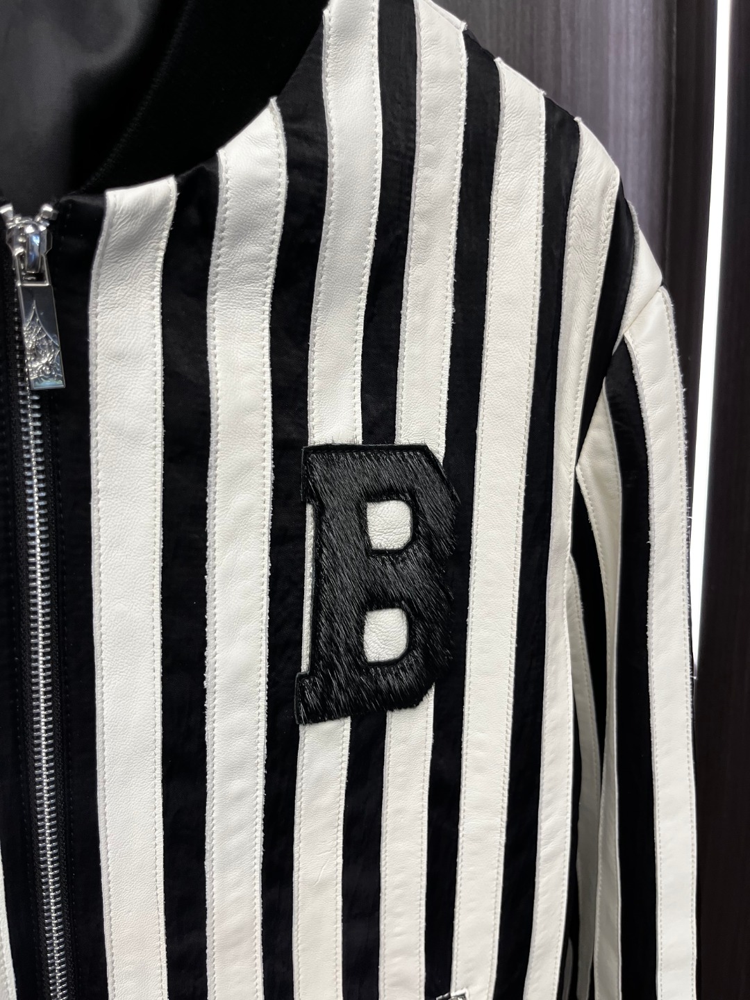 Replica Burberry 2023ss new arrivals jackets black and white