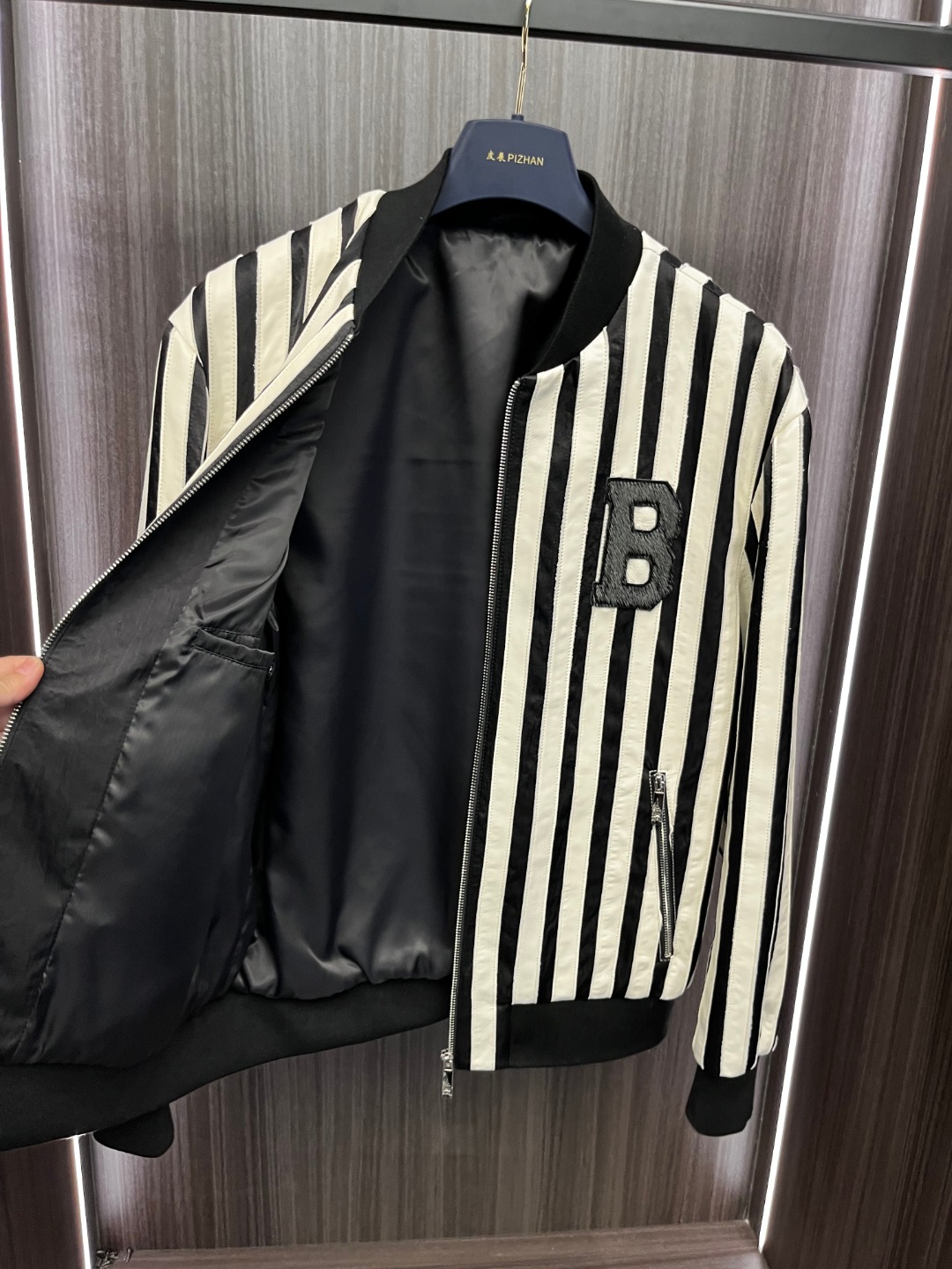 Replica Burberry 2023ss new arrivals jackets black and white