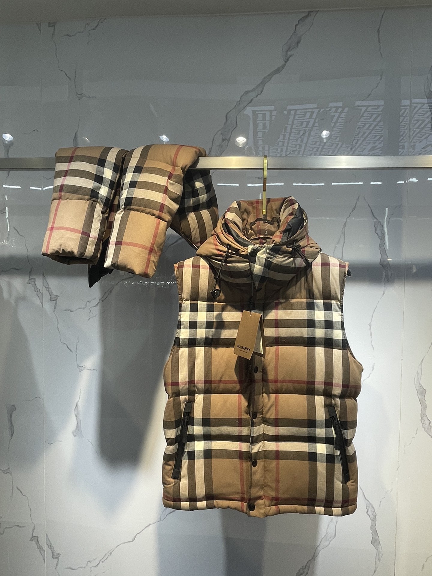 Replica Burberry Removable Sleeves Hooded Down Jacket