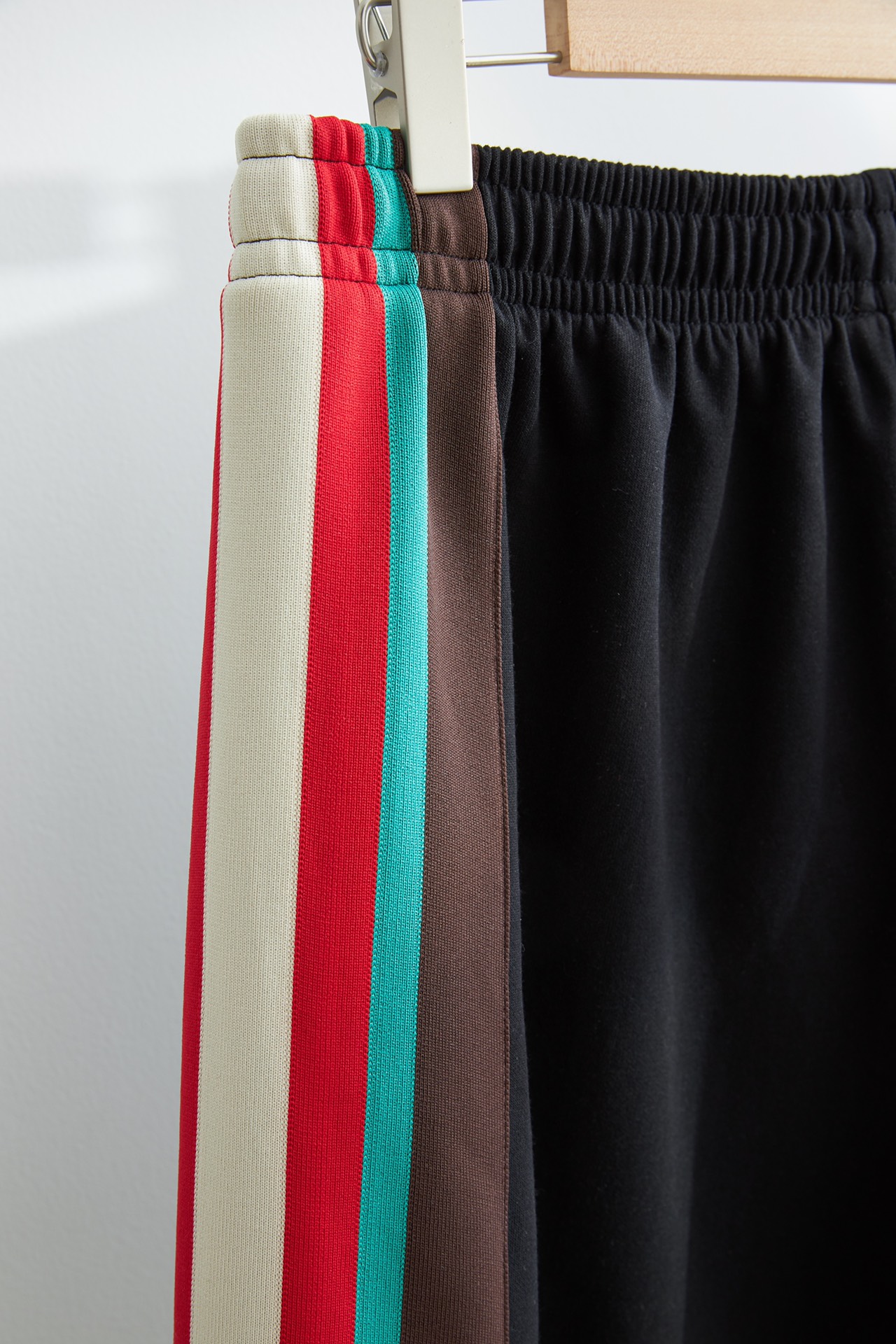 Replica GUCCI  red green ribbon black casual shorts