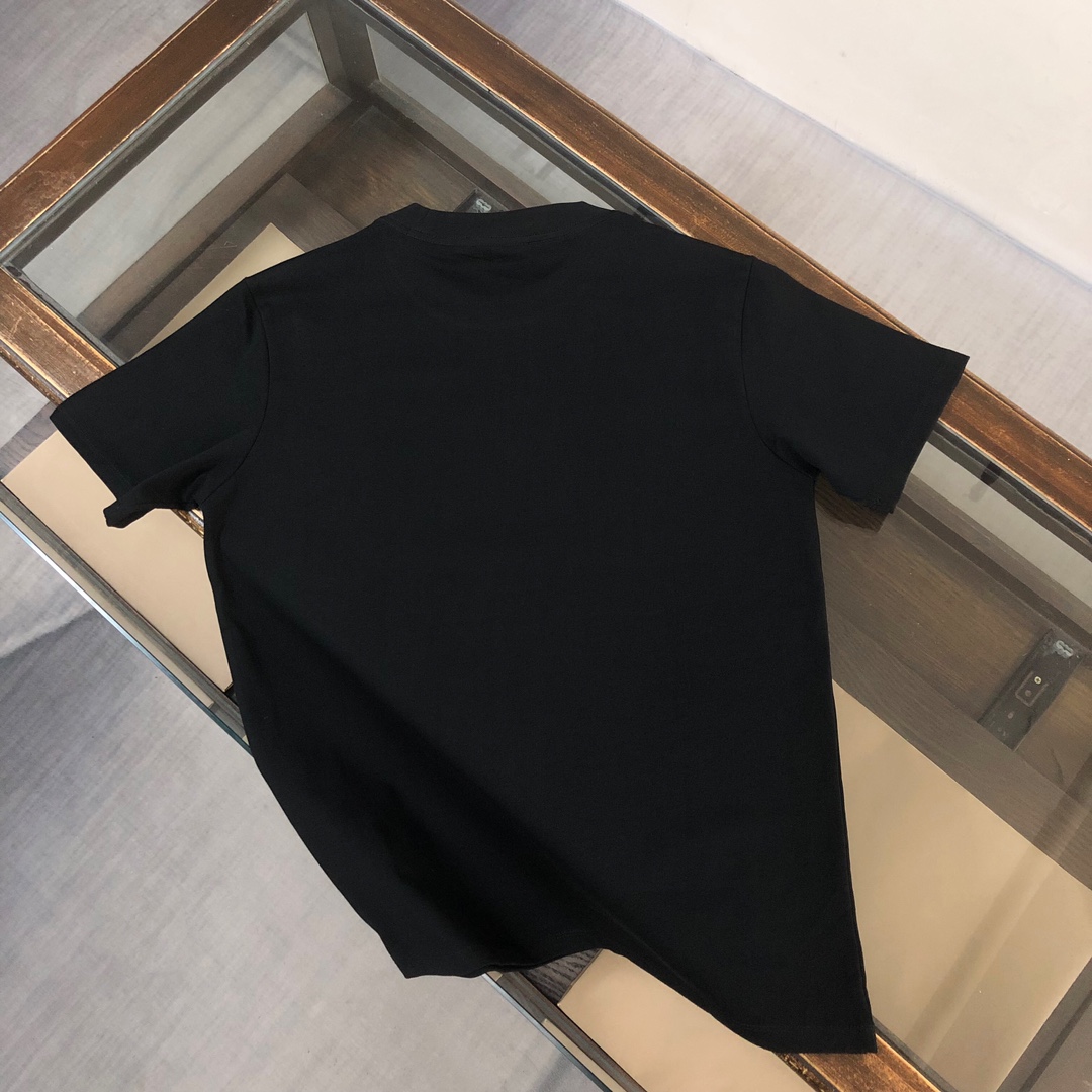 Replica GUCCI black printed T-shirt