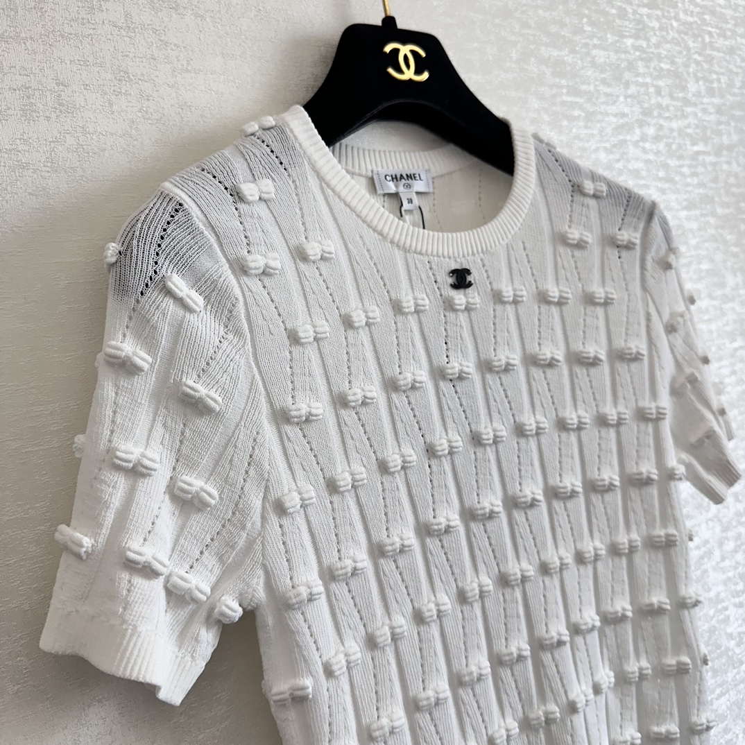 Replica CHANEL Openwork Cropped Sweater In White