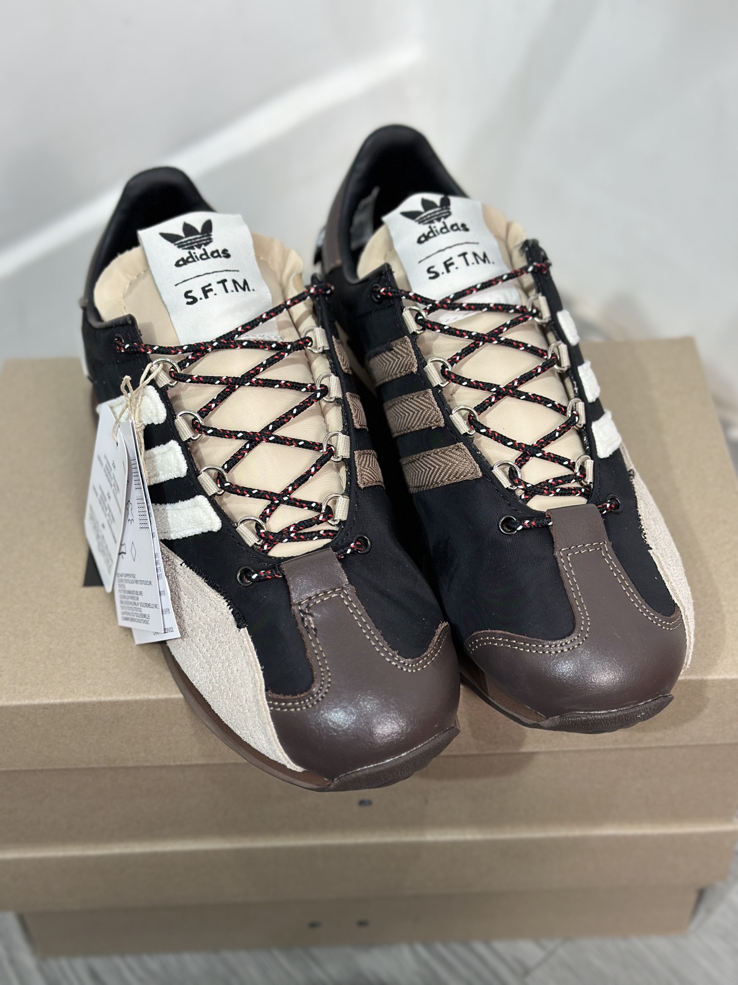 Replica Adidas x Song for the Mute COUNTRY OG Sneakers