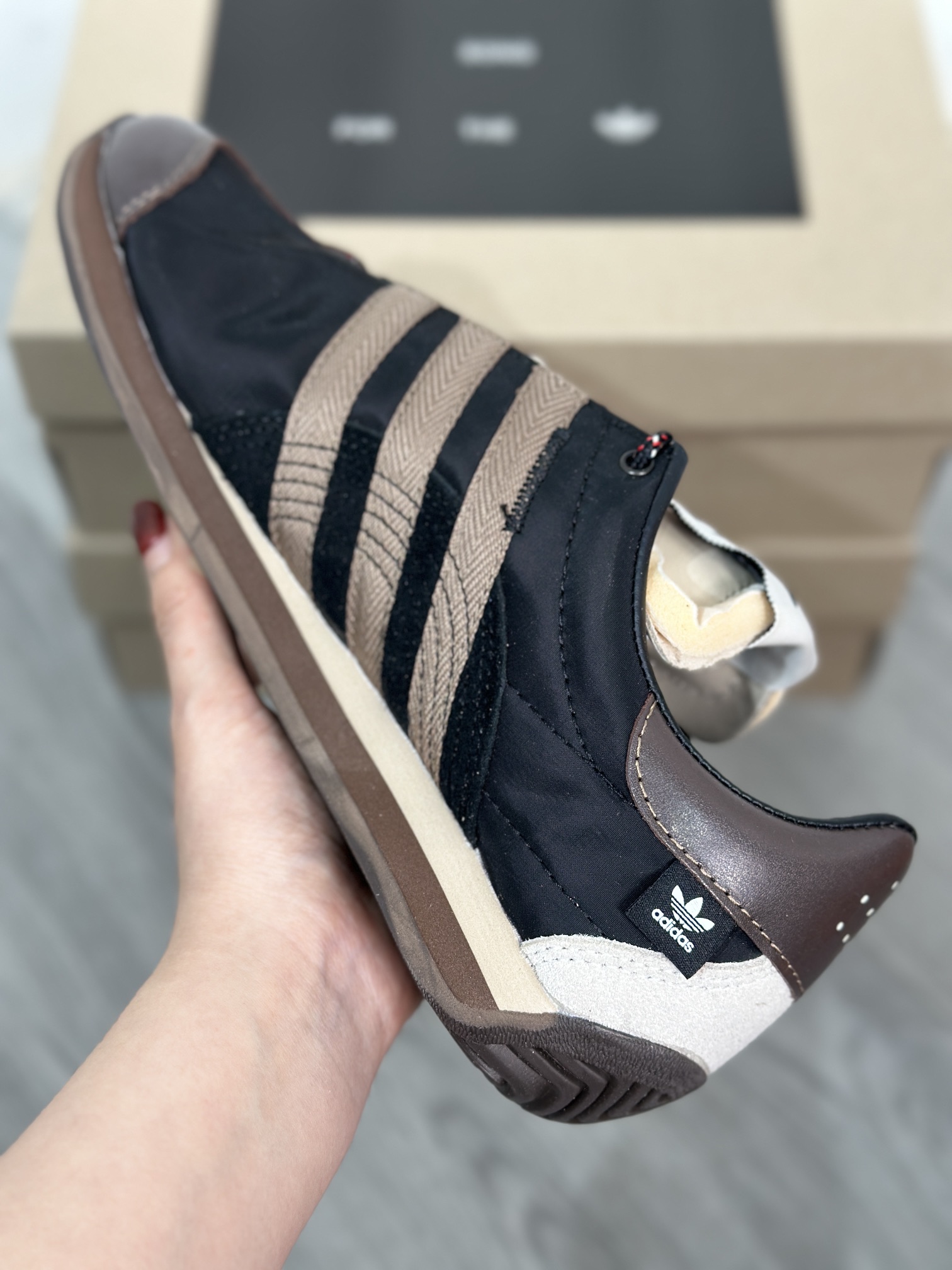 Replica Adidas x Song for the Mute COUNTRY OG Sneakers