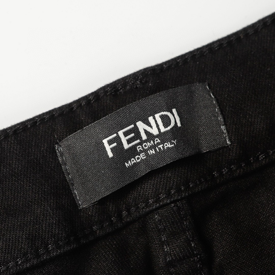 Replica Straight leg jeans Fendi - Denim jeans - FLP201AF8QF0QA1 | thebs.com