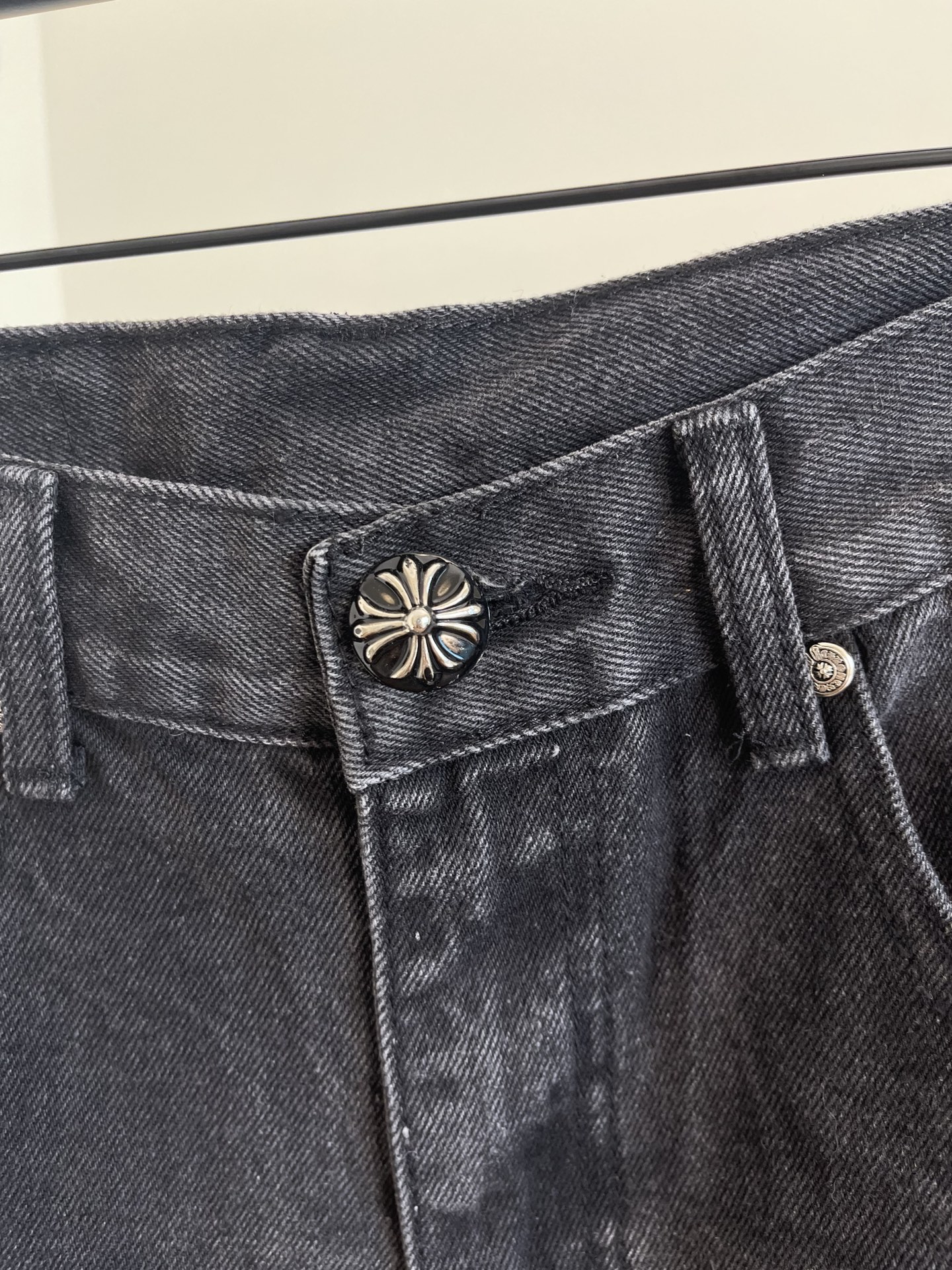 Replica Chrome Hearts Los Angeles Exclusive Levi's Cross Patch Jeans