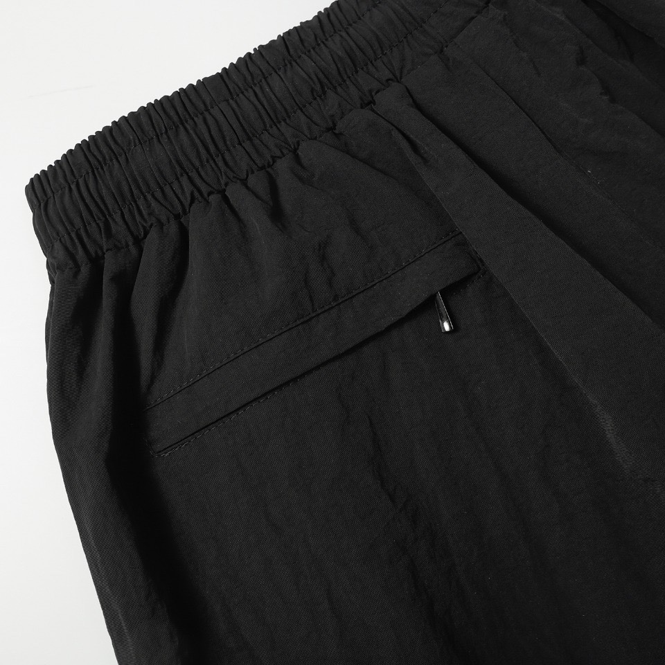 Replica Balenciaga Balinda three-dimensional English embroidery shorts Black