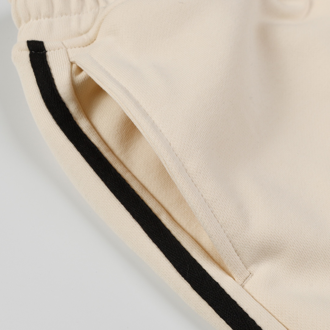 Replica Balenciaga embroidered quarter shorts Beige