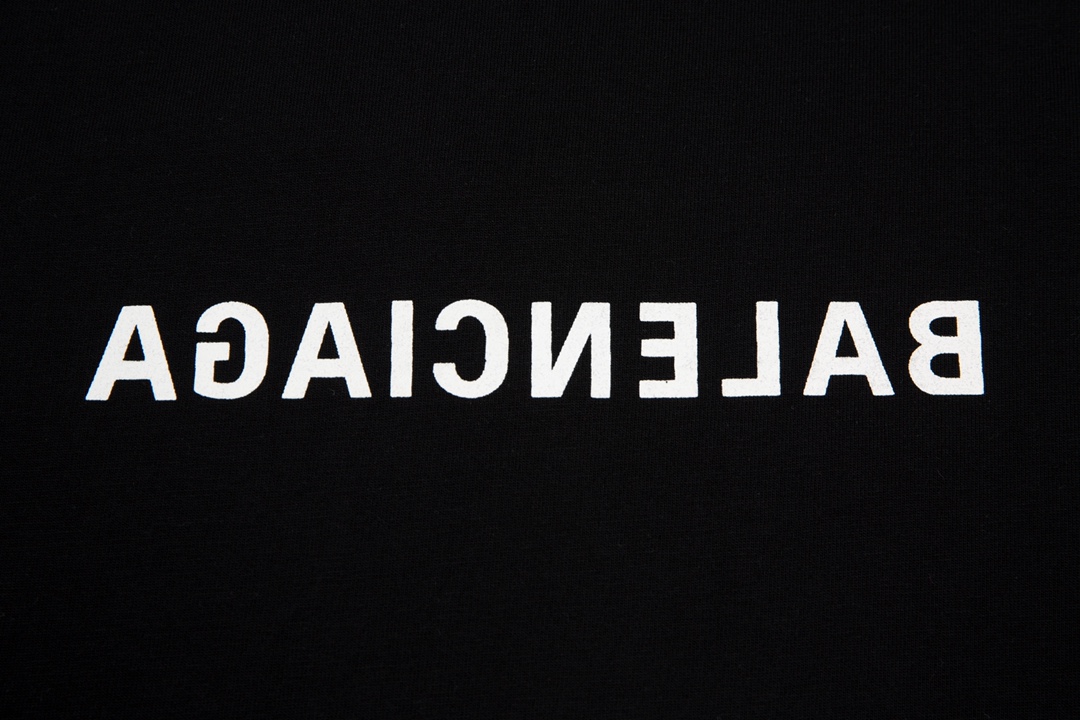 Replica Balenciaga 2024 SS inverted letter print short sleeve T-shirt Black