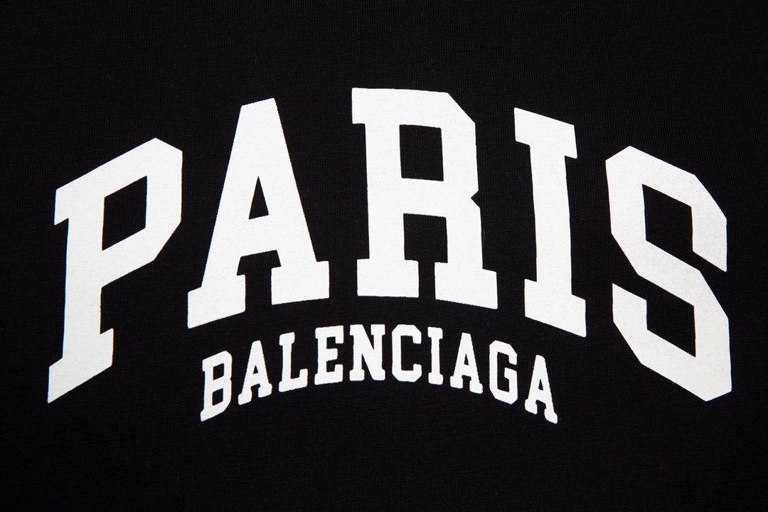 Replica Balenciaga Mens Cities Paris Medium Fit T-shirt Black