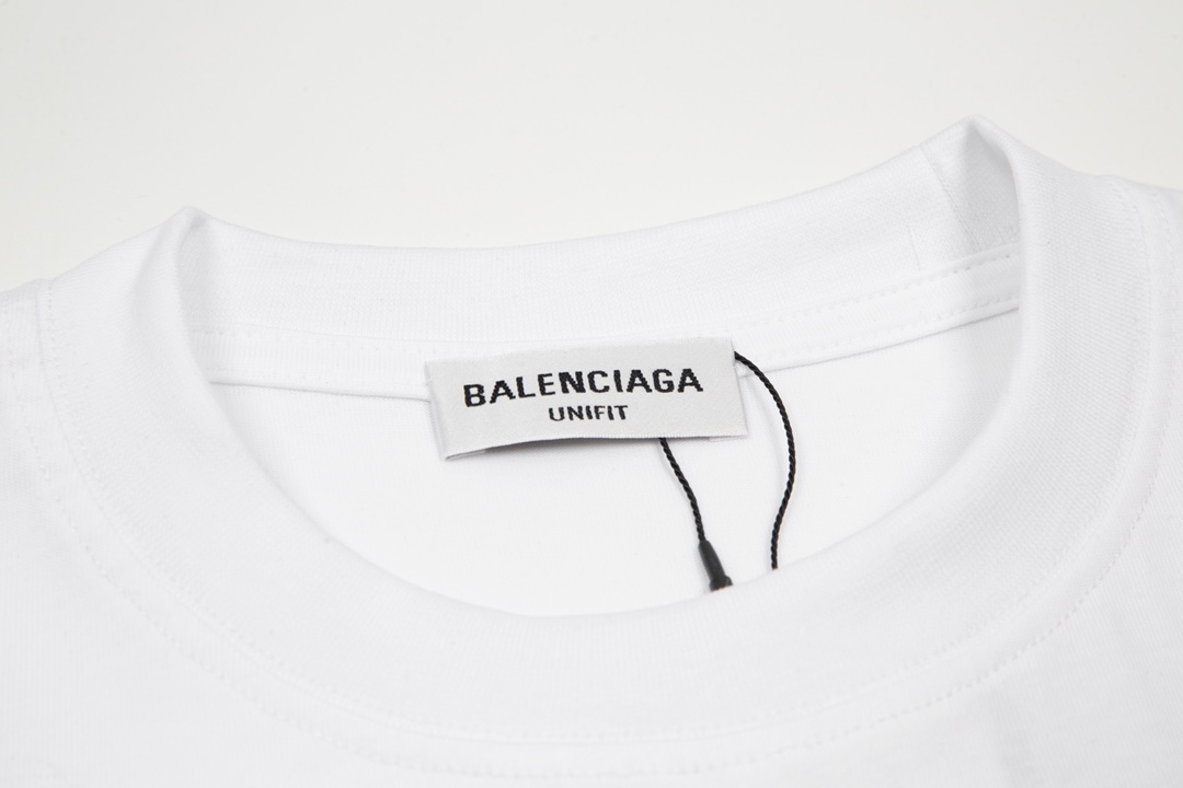 Replica Balenciaga Mens Cities Paris Medium Fit T-shirt White