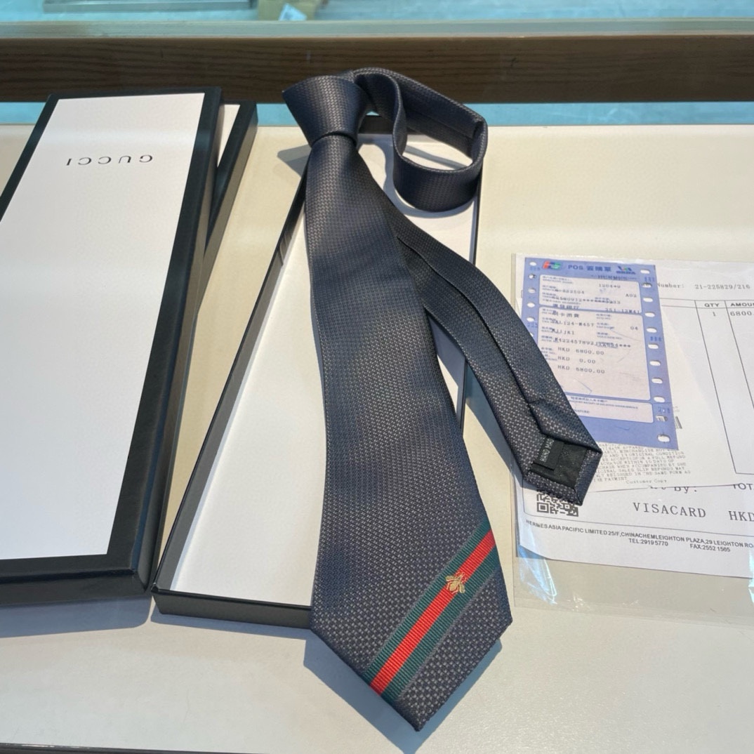 Replica GUCCI Classic Silk Bee Web Tie