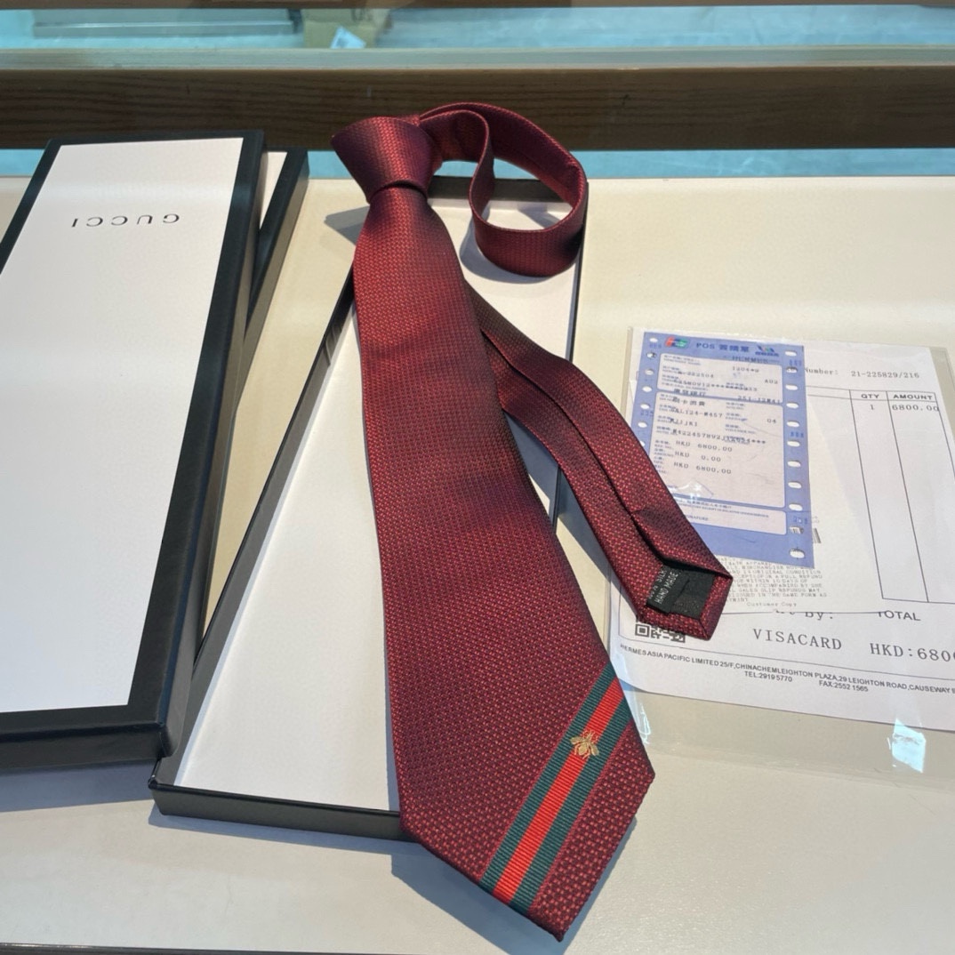 Replica GUCCI Classic Silk Bee Web Tie