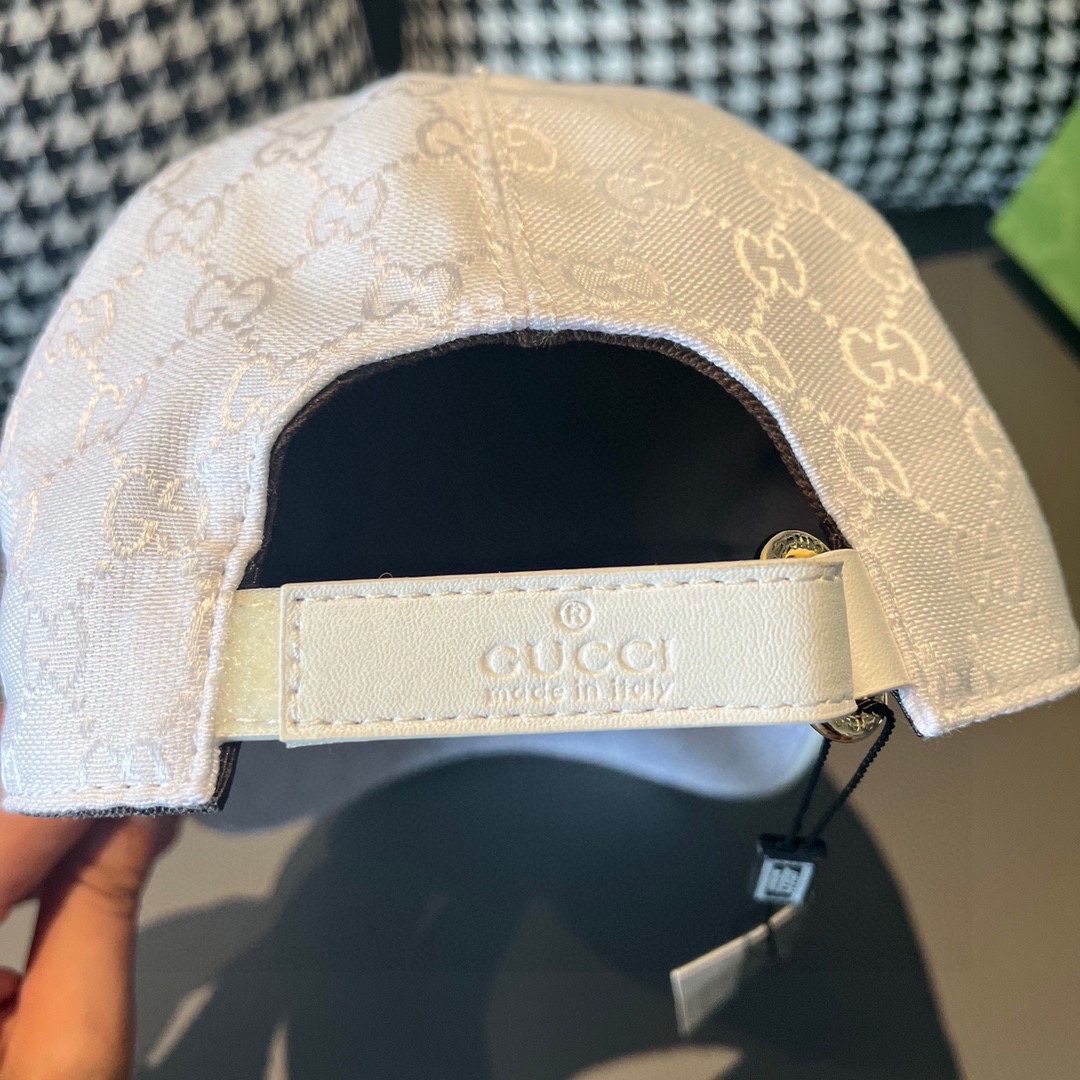 Replica GUCCI Letter embroidered cap