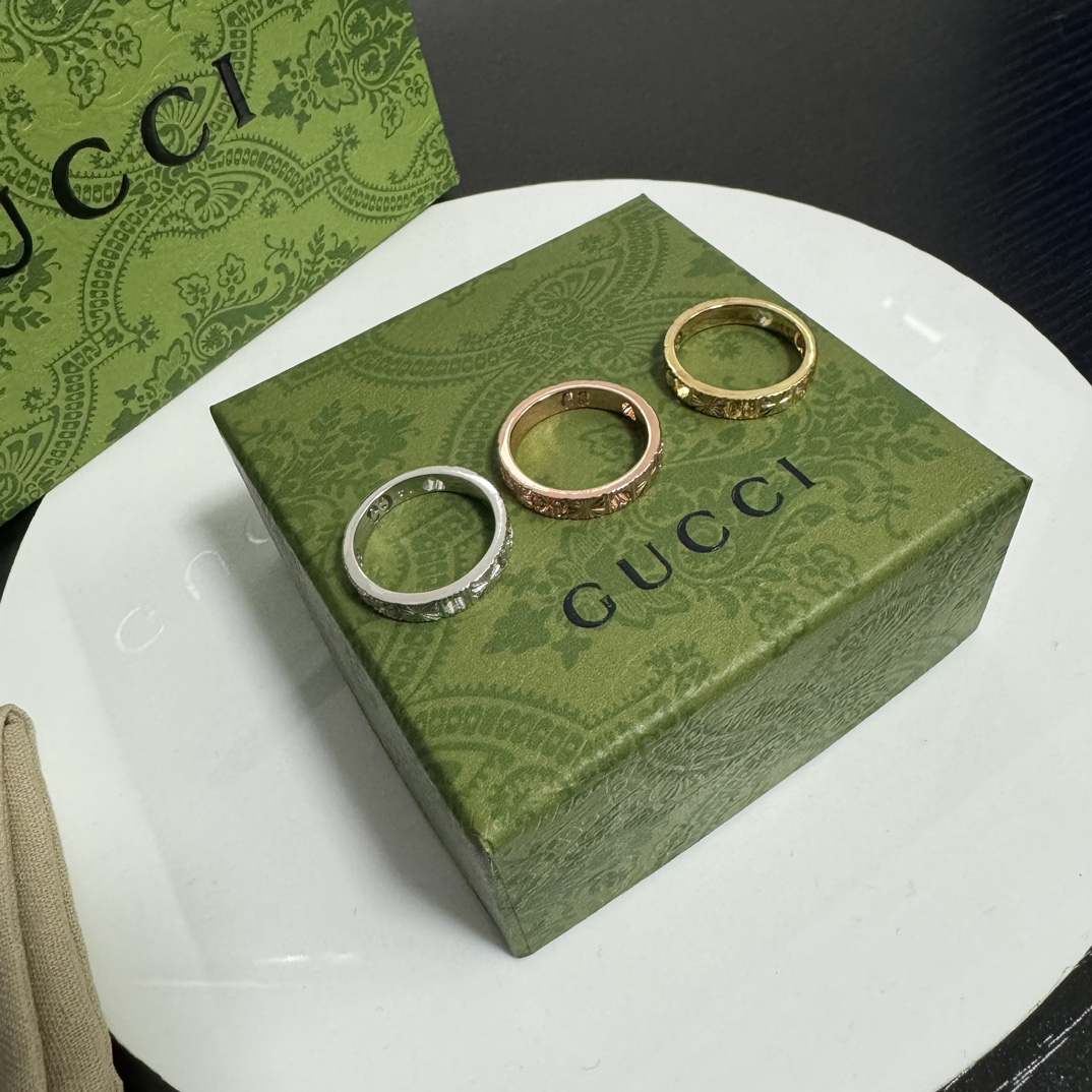 Replica Gucci jewelry Ring 18K gold hollowed out star ICON