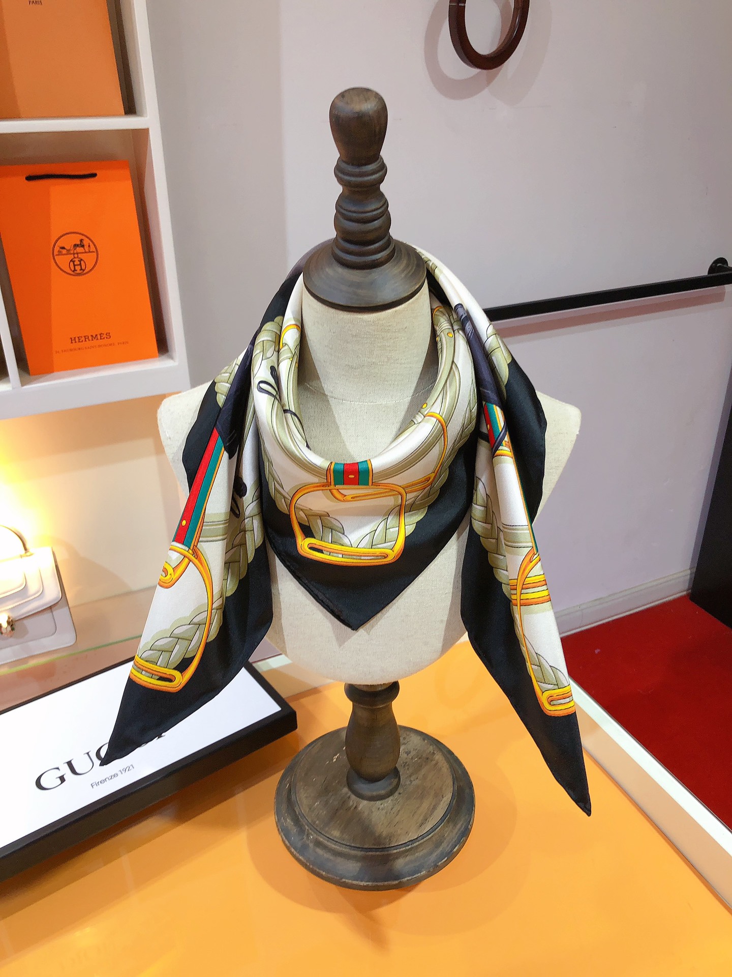 Replica Gucci horse buckle printed twill square scarf Orange