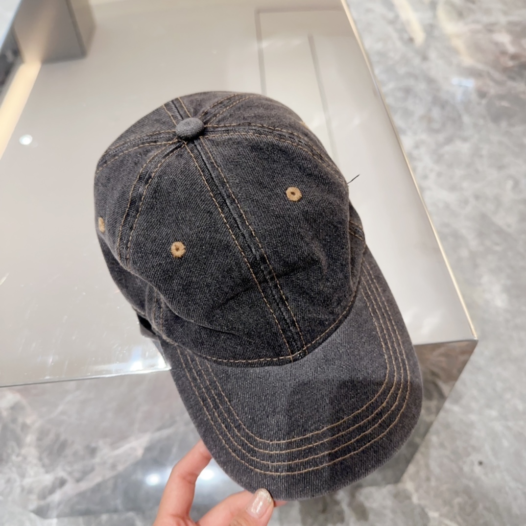 Replica DIOR Logo patch cowboy hat