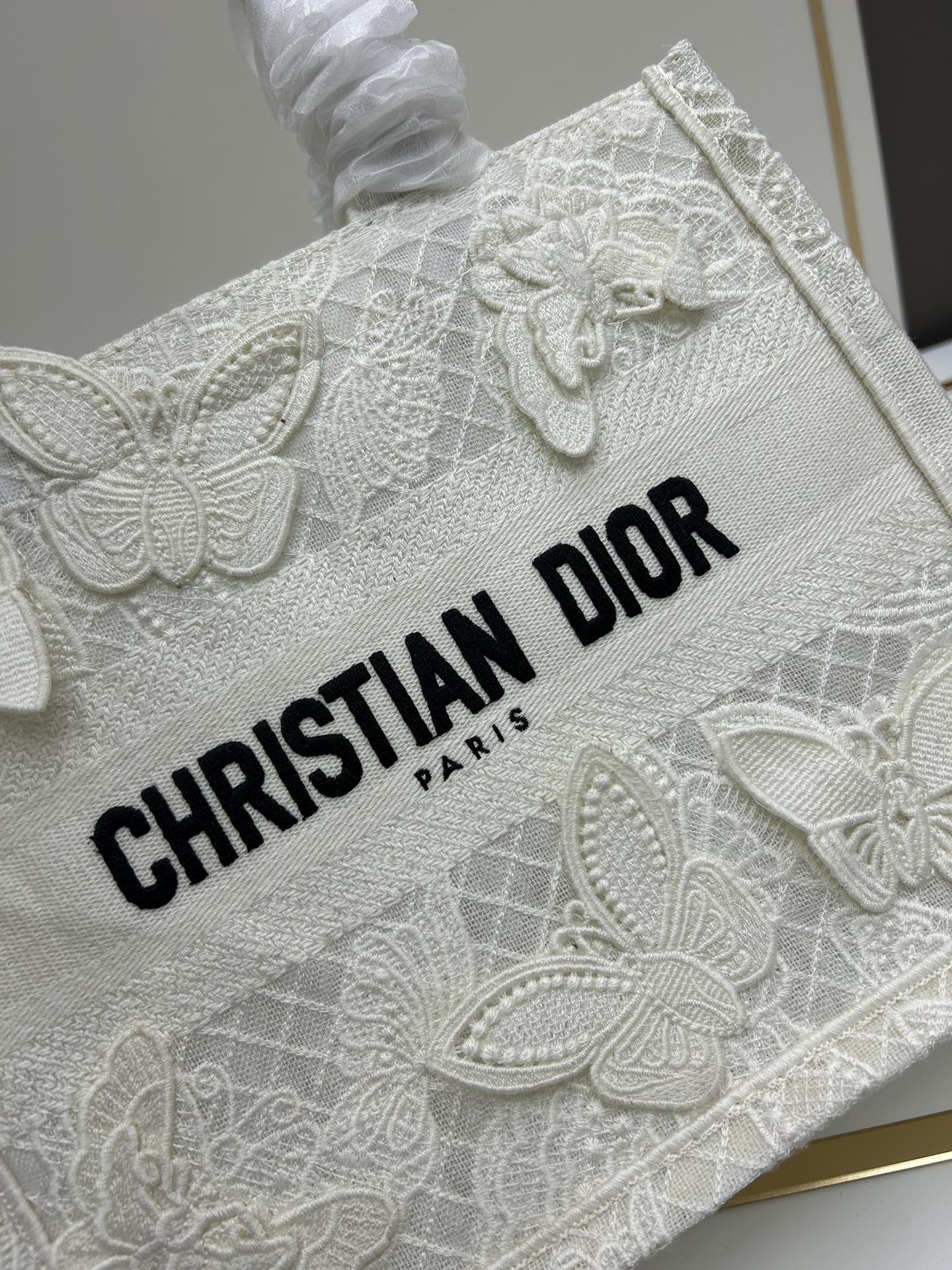 Replica DIOR - Medium Dior Book Tote White D-lace Butterfly Embroidery With 3d Macramé Effect