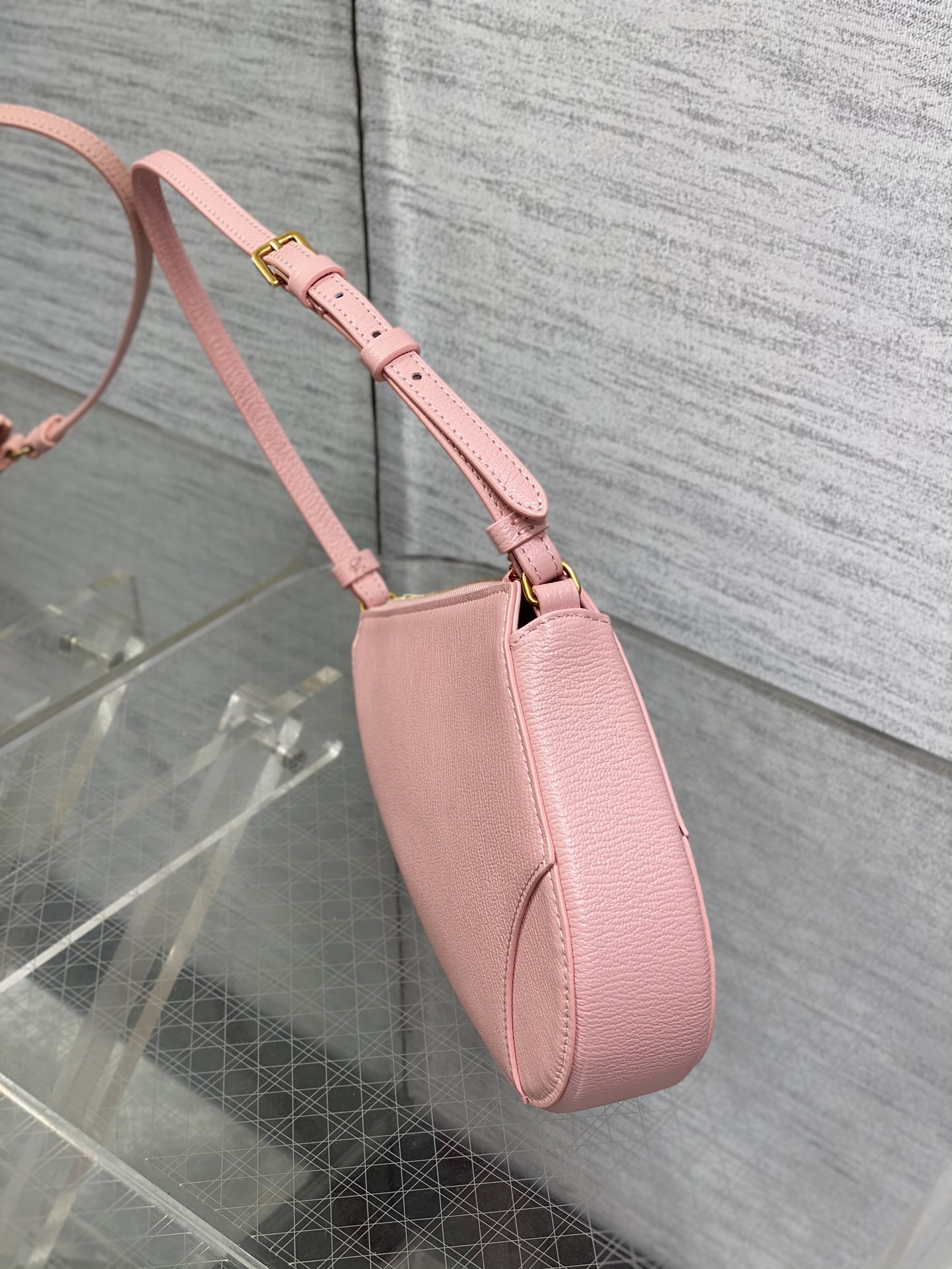 Replica Dior24 new underarm saddle bag