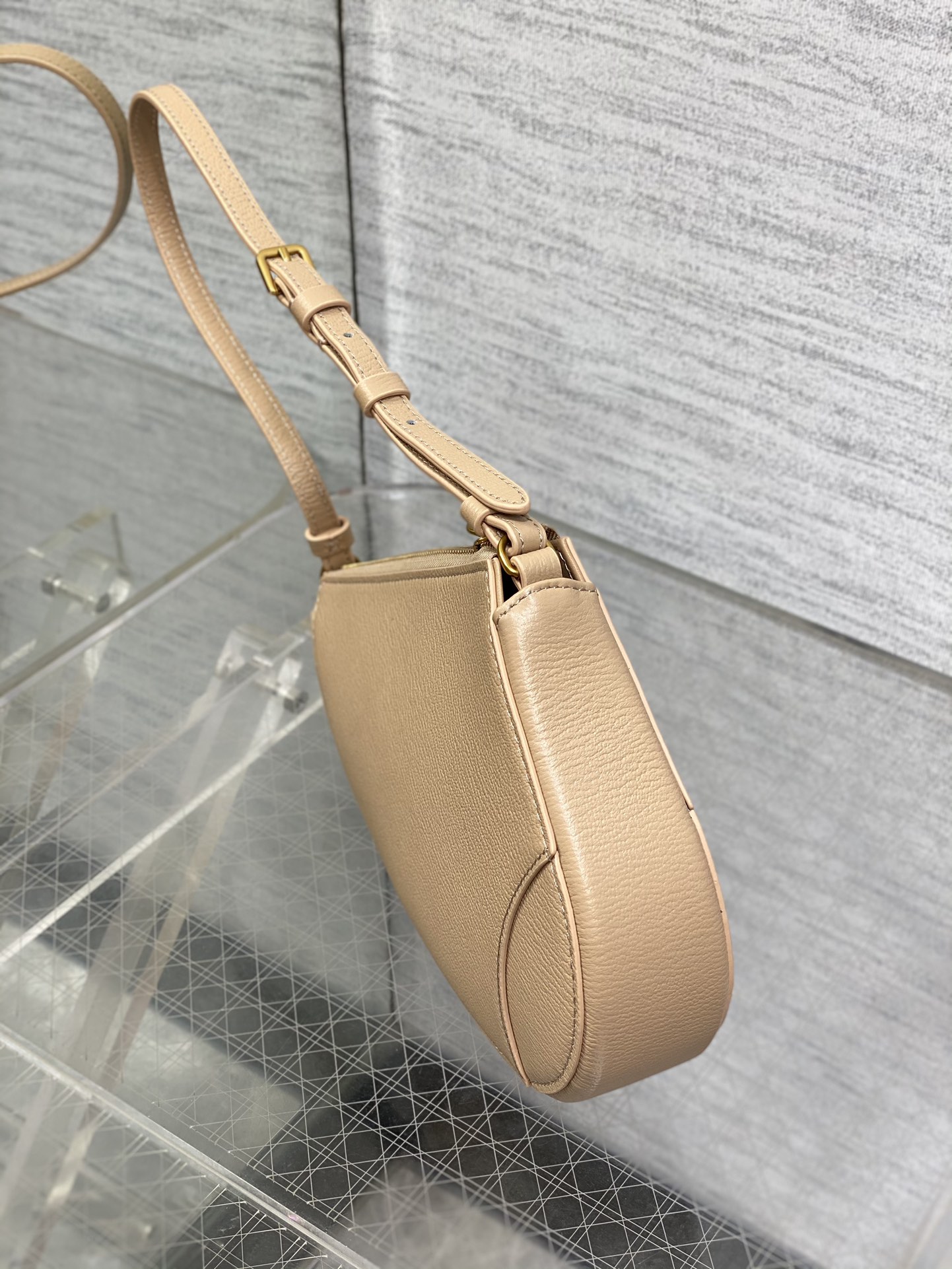 Replica Dior24 new underarm saddle bag