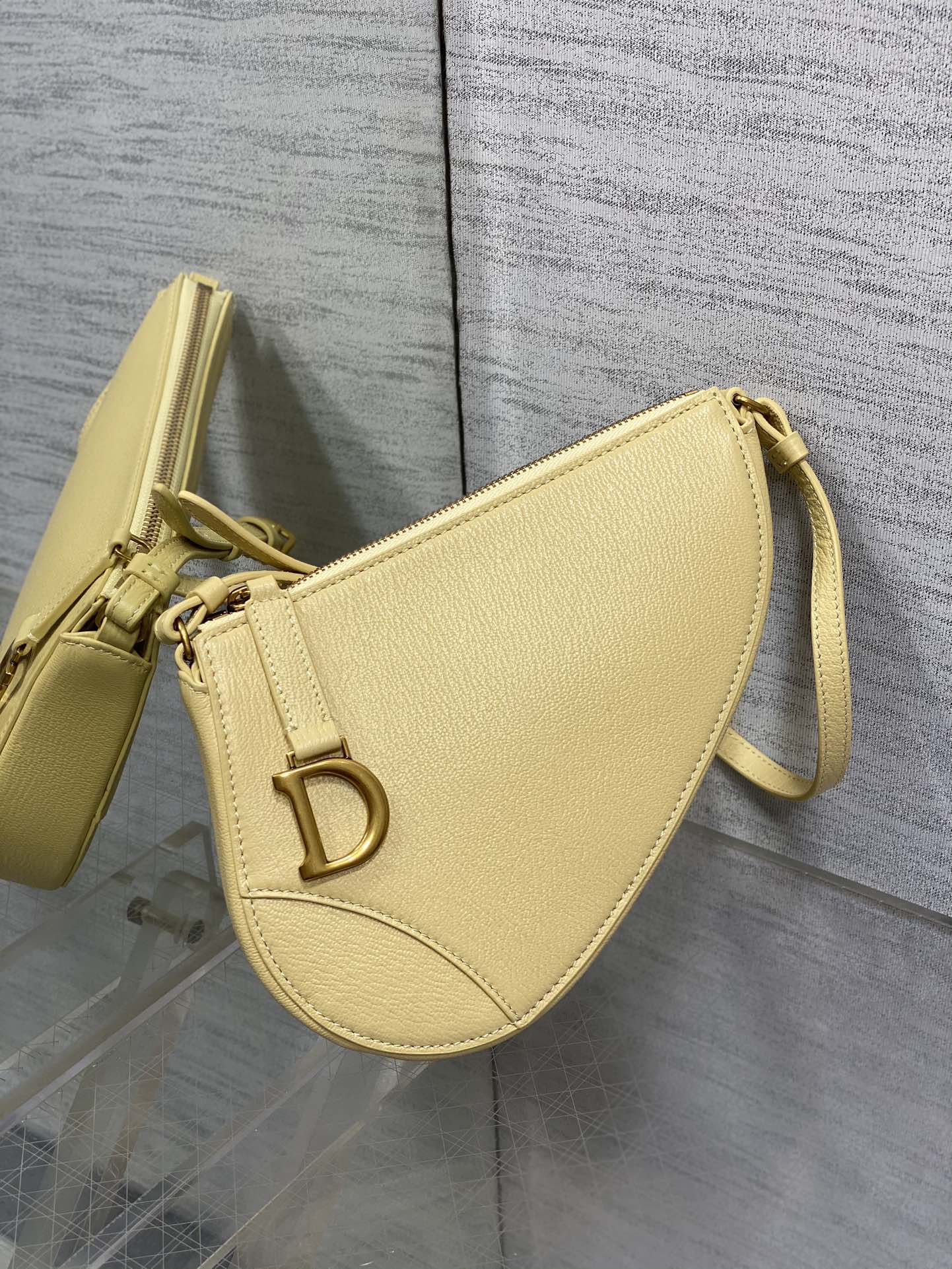 Replica Dior24 new underarm saddle bag