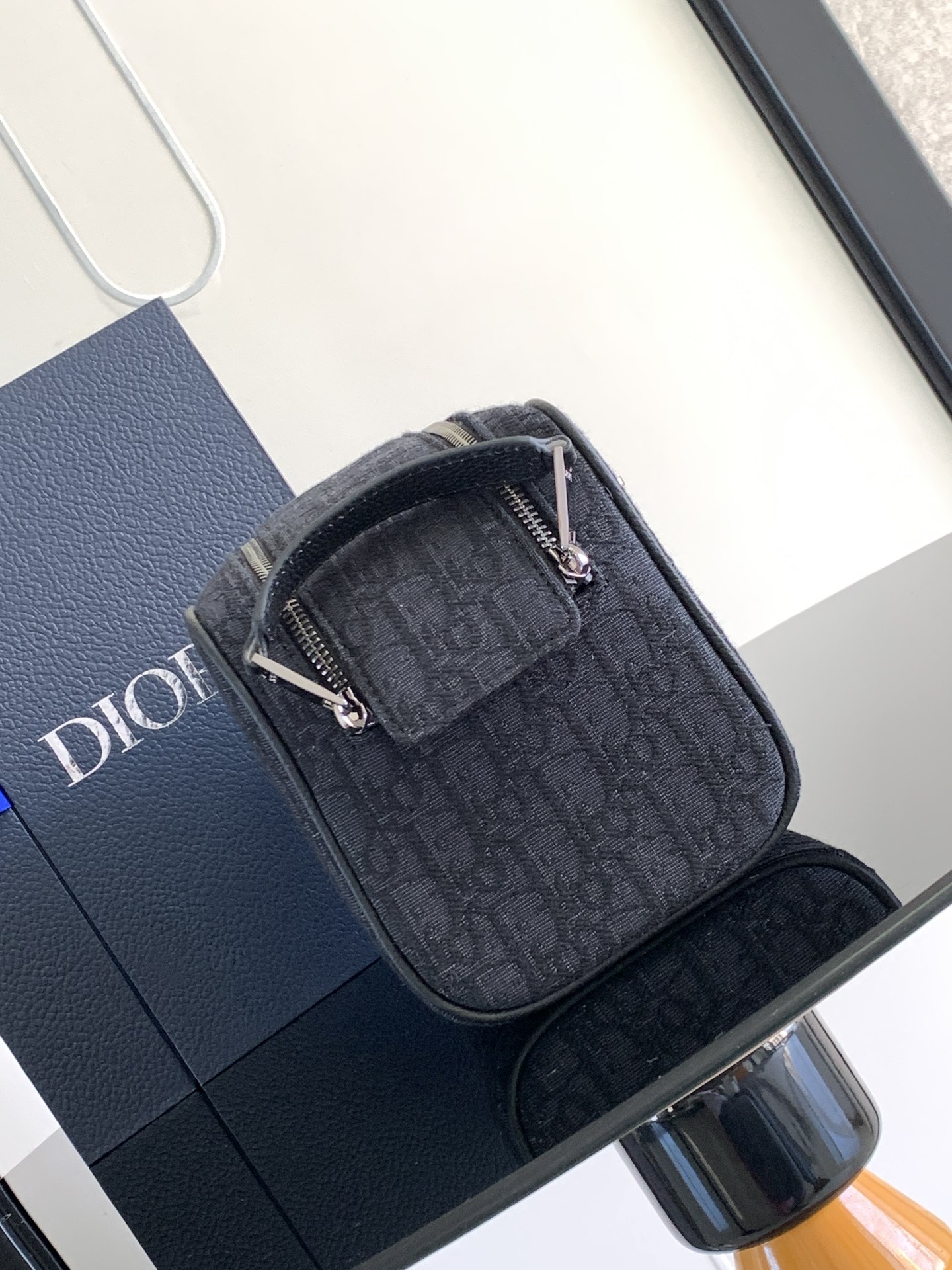 Replica DIOR Black Oblique printing toiletry